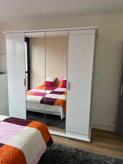 Grand Apartment